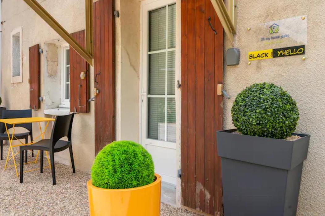 Black & Y'Hello T2 : Wifi/Parking/ 5' Centre-Ville Angouleme Luaran gambar
